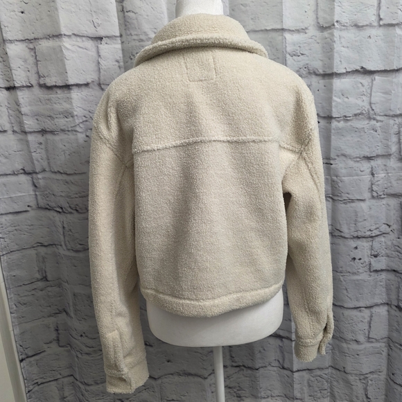 Abercrombie & Fitch Cream Sherpa Teddy Jacket Size Small - Picture 10 of 16